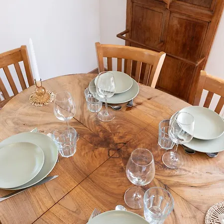 La Family - Sleep In Apartment La Ciotat